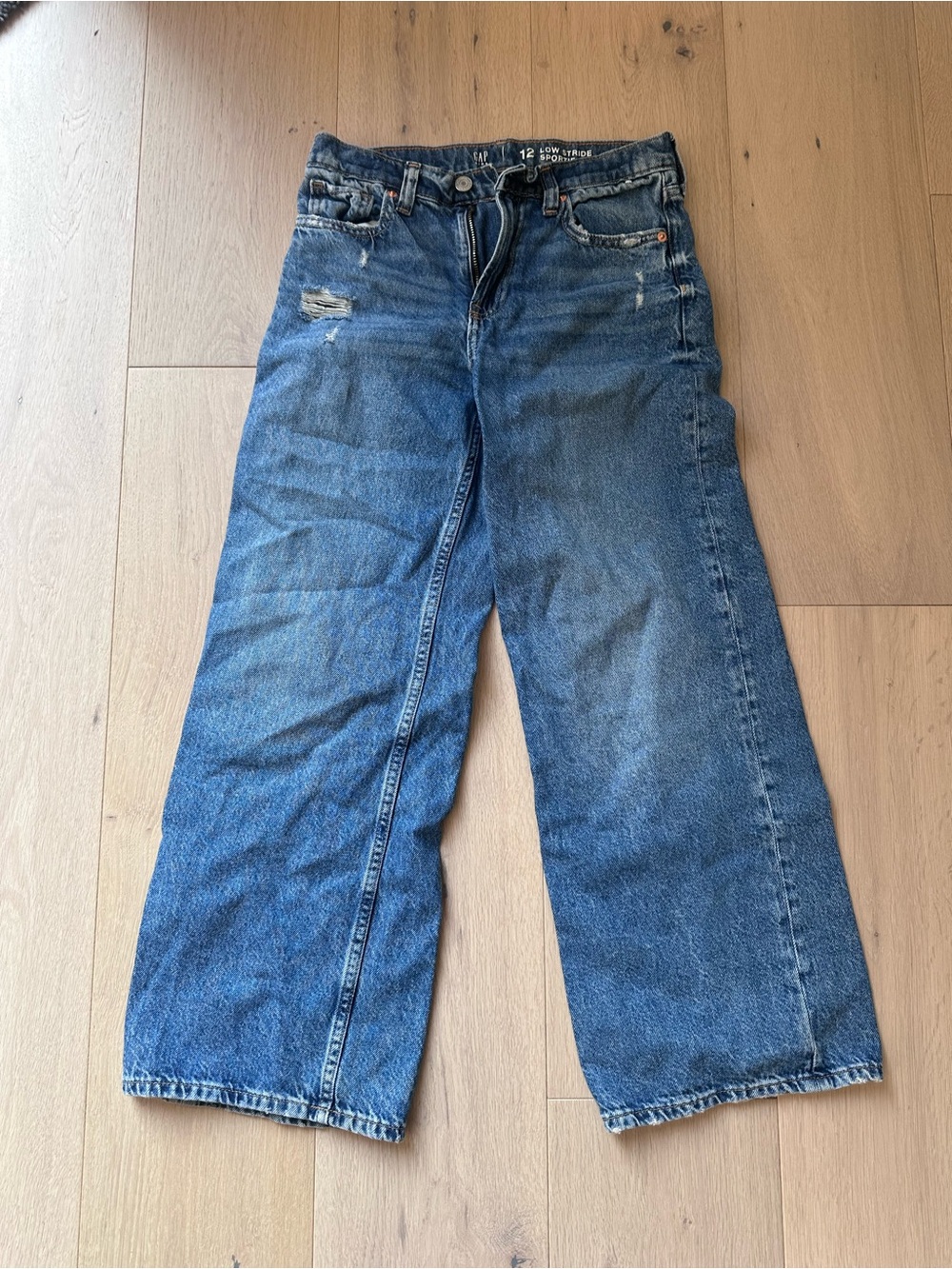 GAP Relaxed Wide-Leg Jeans in Blue
